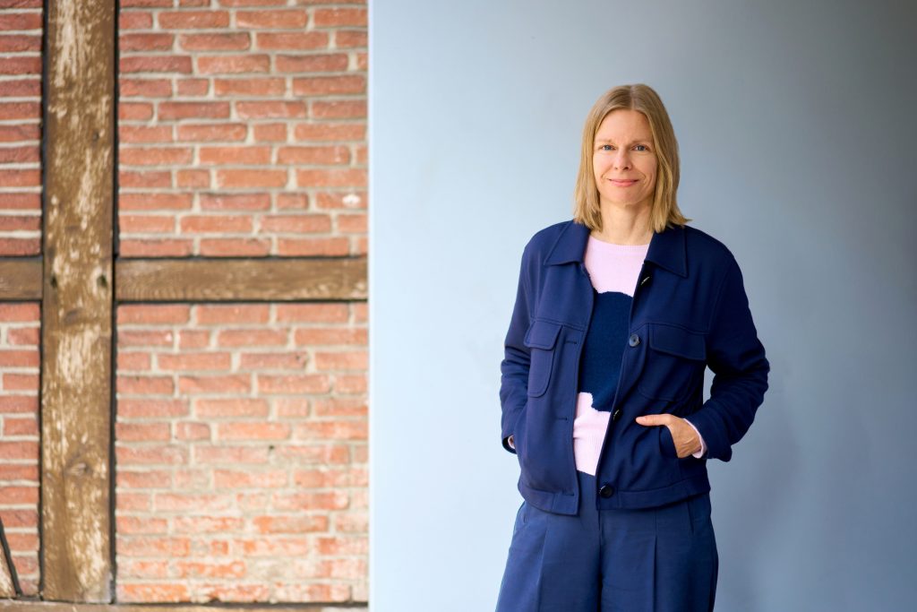 Das Bild zeigt die Referentin Ragna Sekora.